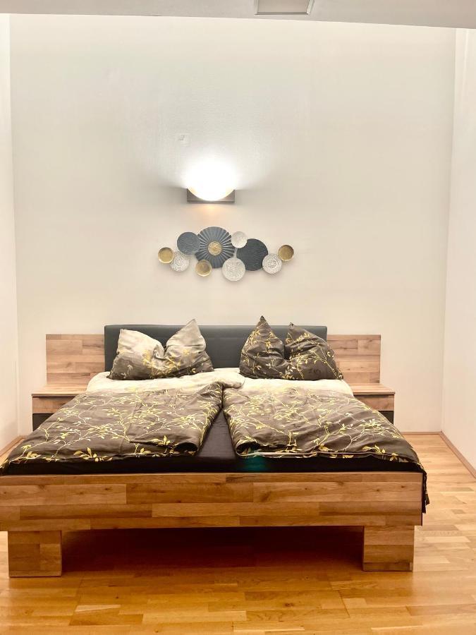 Klimatisiertes, Ruhiges Dachgeschoss Cityapartment Im Zentrum Wiens ภายนอก รูปภาพ